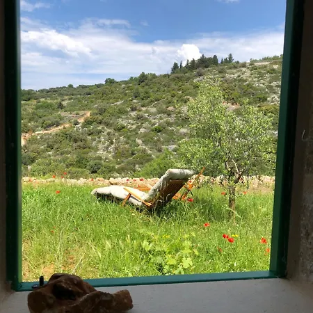 Peaceful & Secluded Retreat House Kod Kapetana Hvar Iii Holiday home
