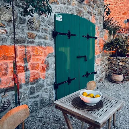 Peaceful & Secluded Retreat House Kod Kapetana Hvar Iii * Veliko Grablje
